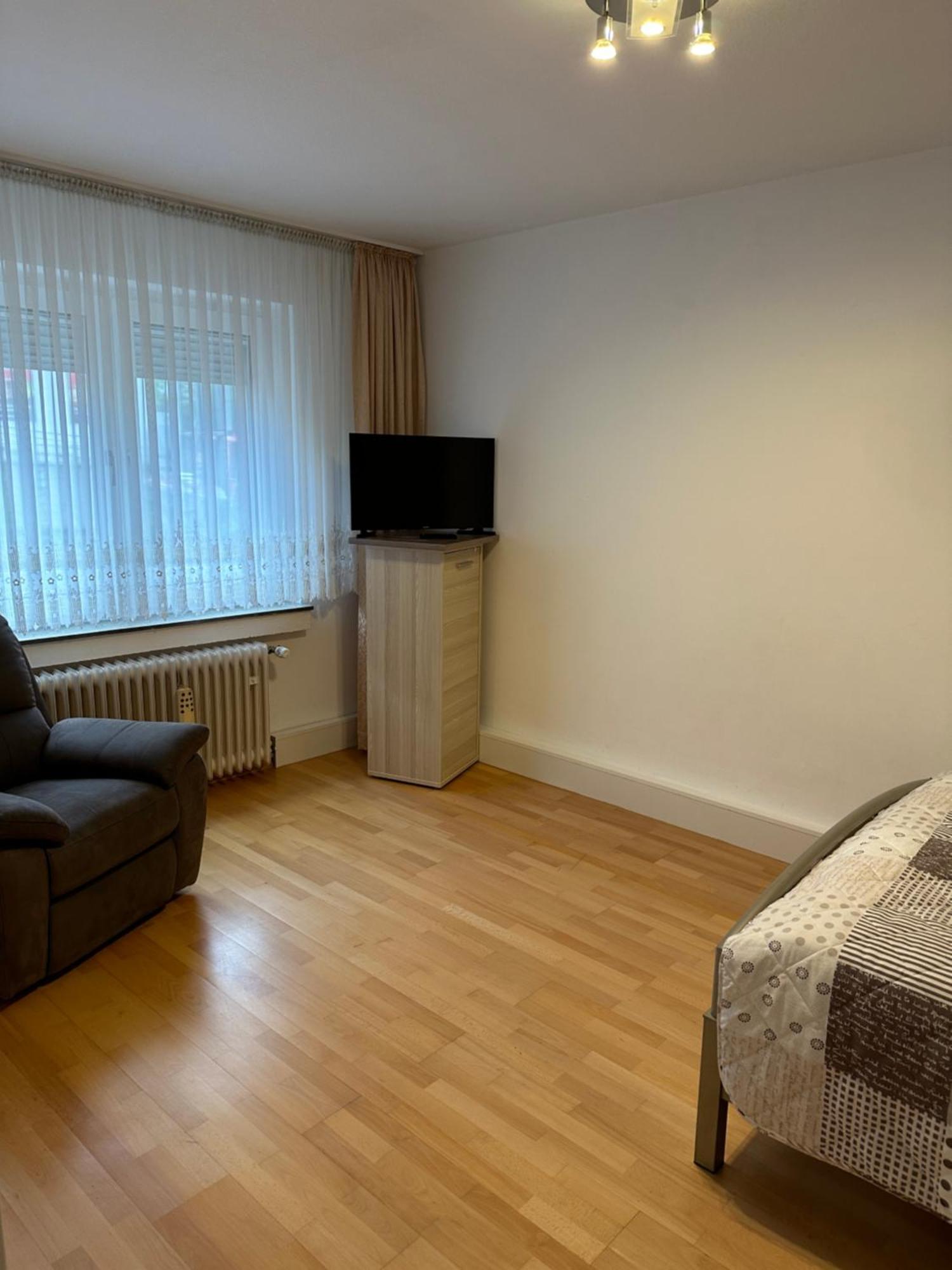 Holiday-Ferienwohnung Solingen-Mitte Экстерьер фото