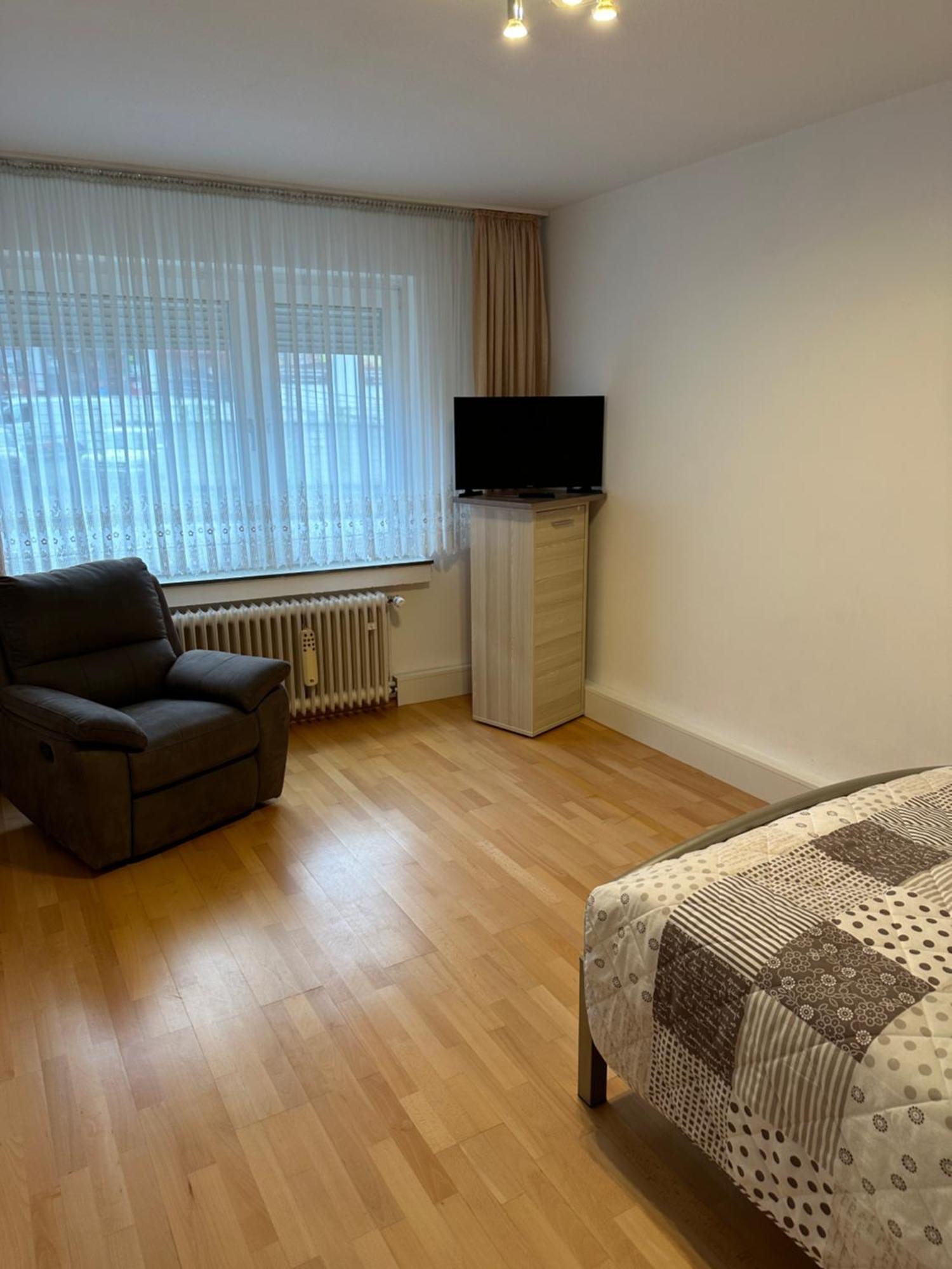 Holiday-Ferienwohnung Solingen-Mitte Экстерьер фото